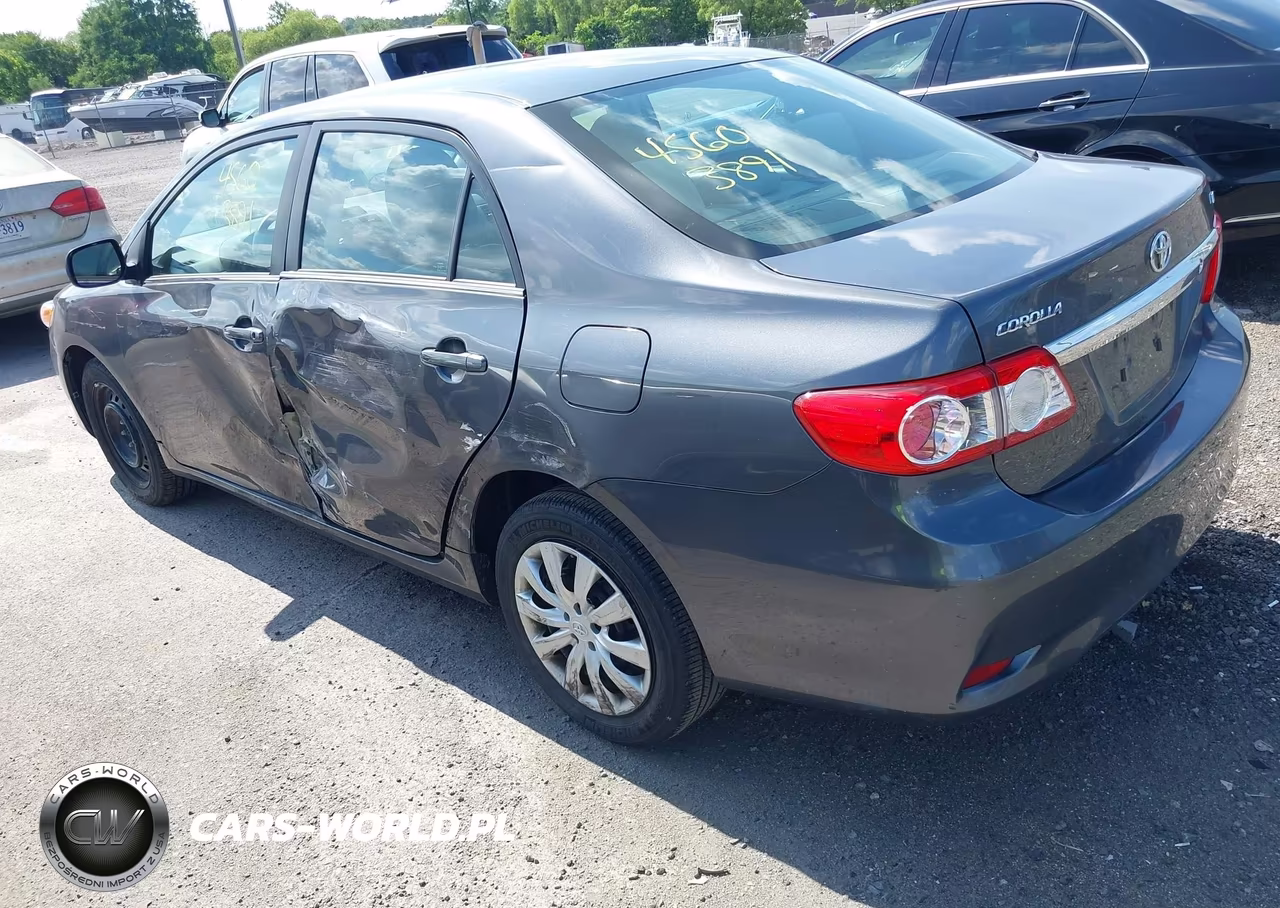 2013 Toyota Corolla Le VIN:2T1BU4EEXDC950385 - 3