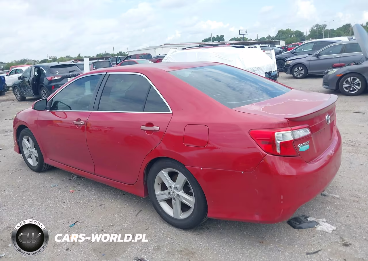 2014 Toyota Camry Se VIN:4T1BF1FK7EU777728 - 3