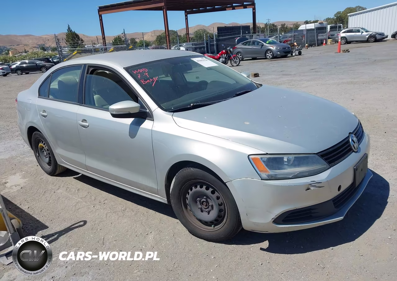 2011 Volkswagen Jetta 2.5L Se – zdjęcie 1 z 11