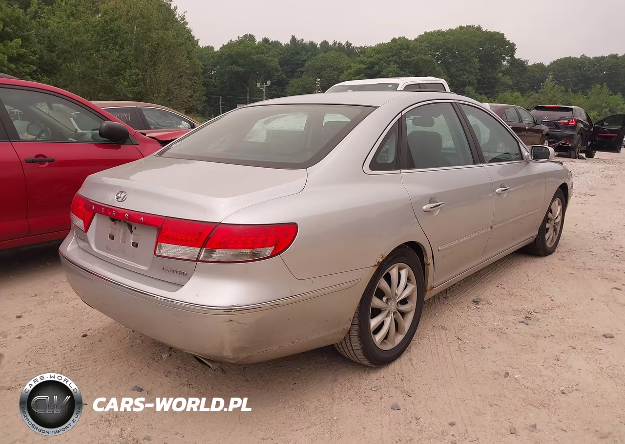 2006 Hyundai Azera Limited-Se VIN:KMHFC46FX6A040475 - 4