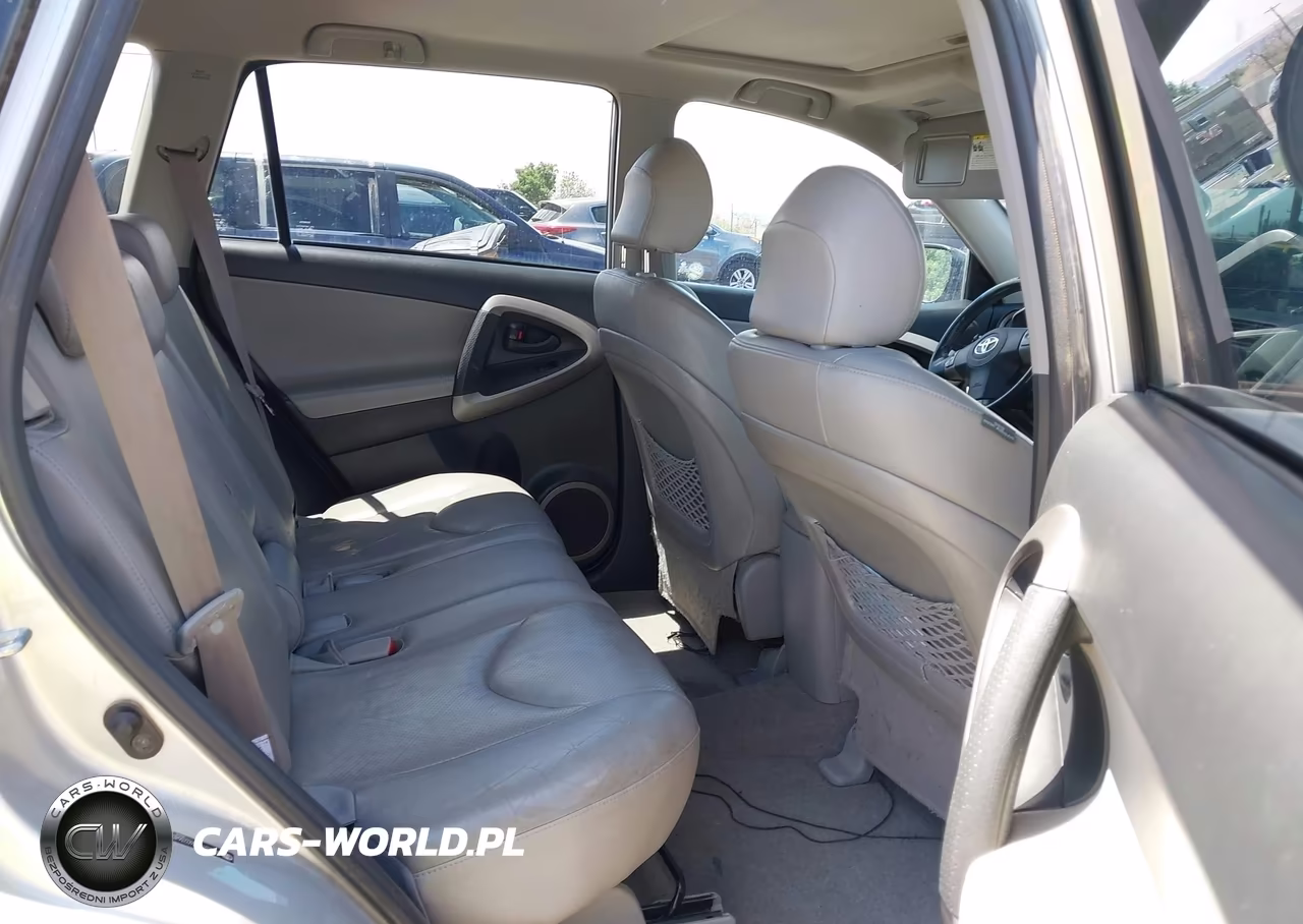 2007 Toyota Rav4 Limited VIN:JTMBK31V976023640 - 8