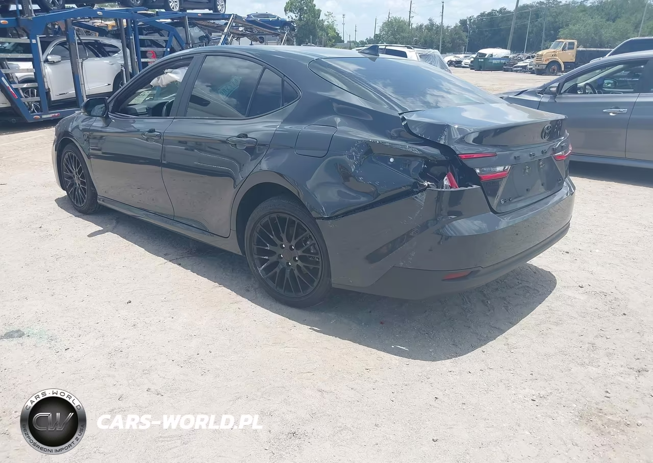 2025 Toyota Camry Le VIN:4T1DAACK8SU123652 - 3