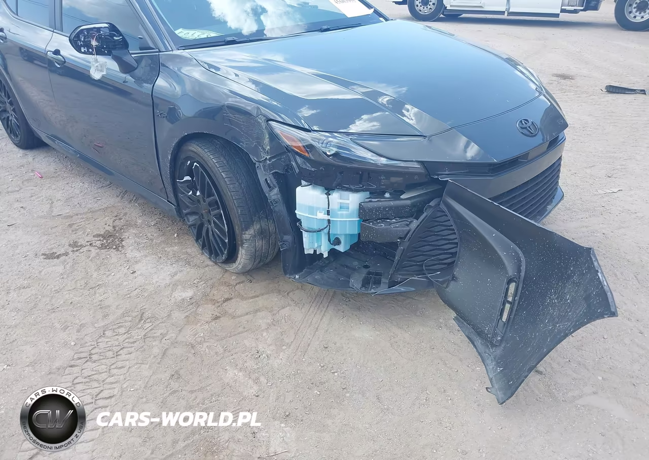 2025 Toyota Camry Le VIN:4T1DAACK8SU123652 - 6