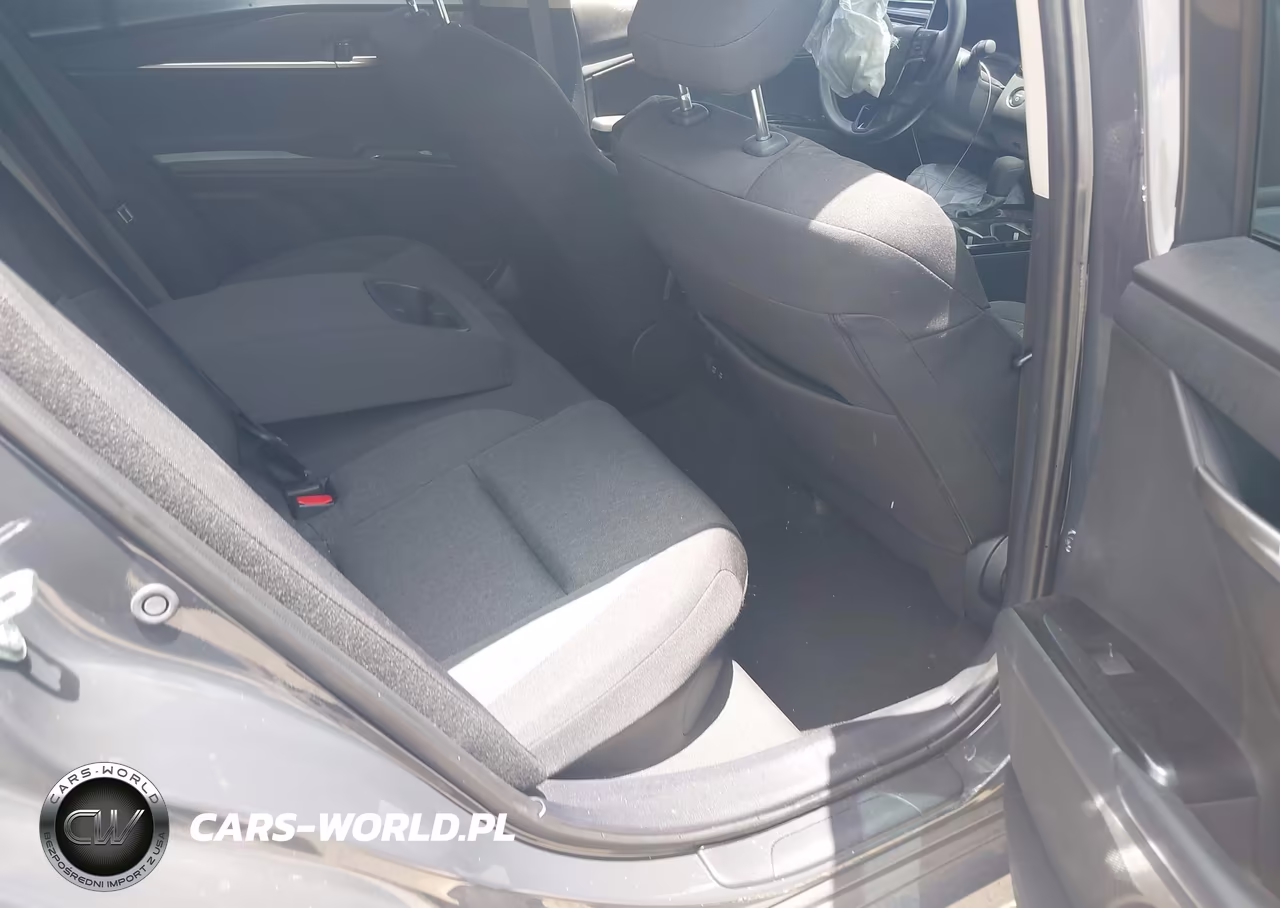 2025 Toyota Camry Le VIN:4T1DAACK8SU123652 - 8