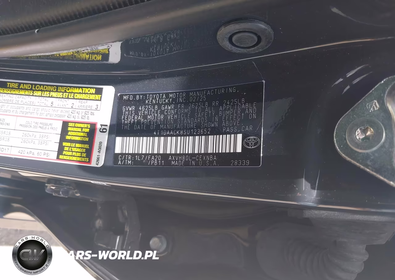 2025 Toyota Camry Le VIN:4T1DAACK8SU123652 - 9