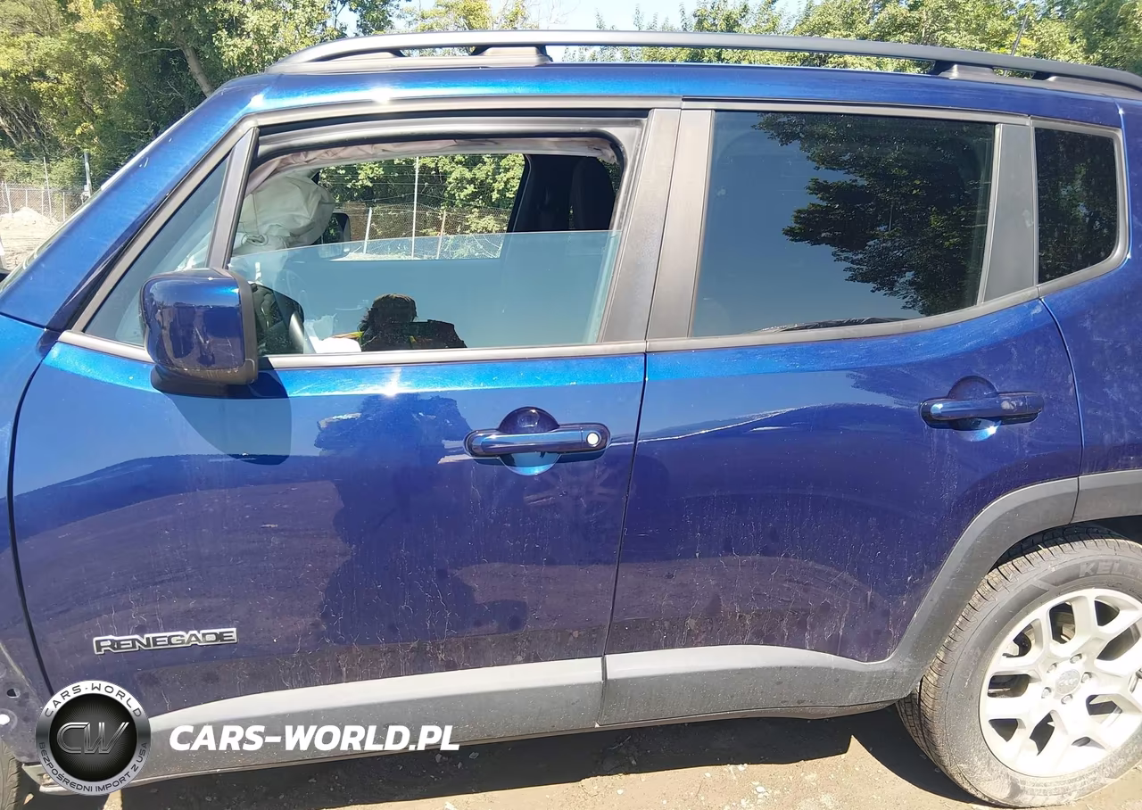 2018 Jeep Renegade Latitude 4X4 VIN:ZACCJBBB7JPH86749 - 15