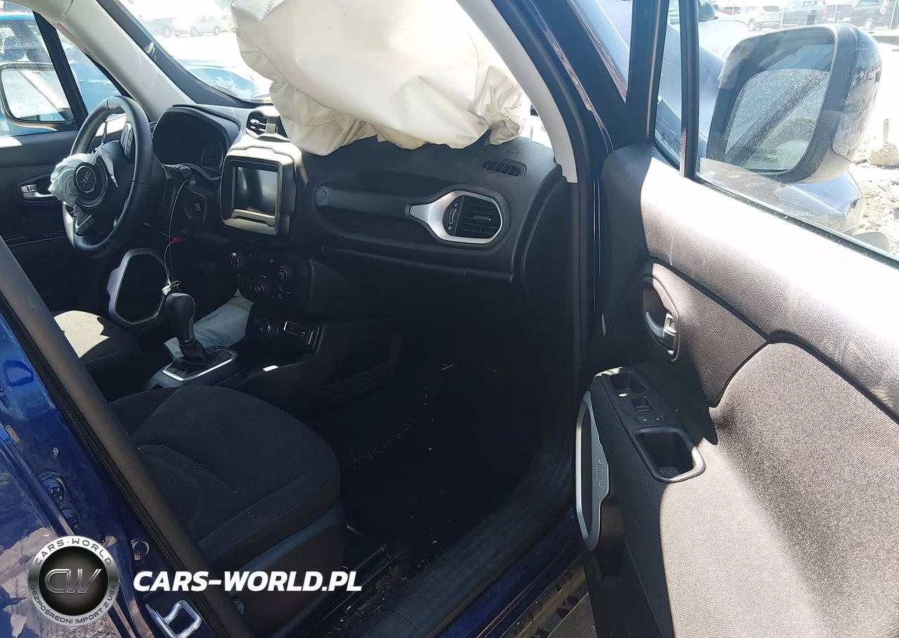 2018 Jeep Renegade Latitude 4X4 VIN:ZACCJBBB7JPH86749 - 5