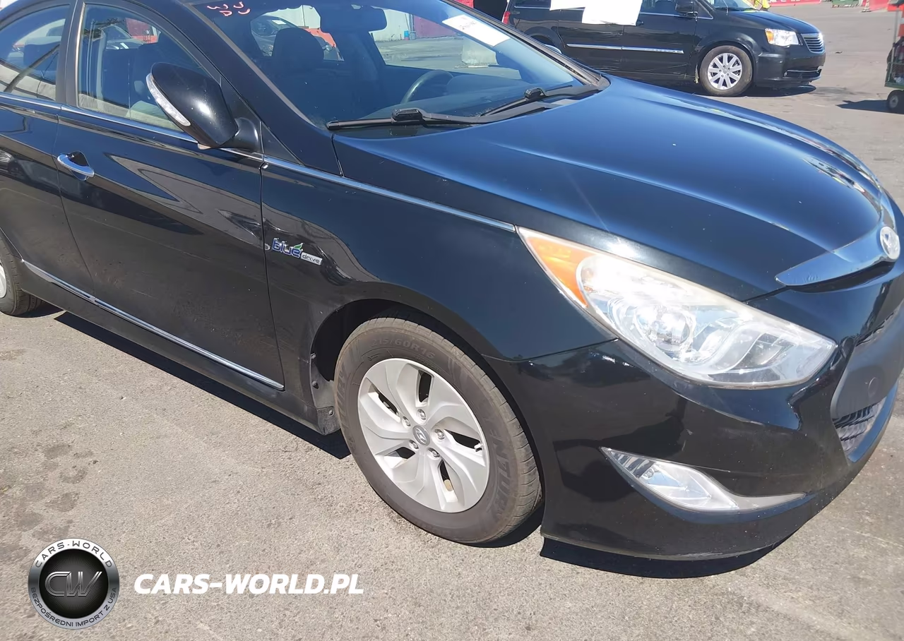 2013 Hyundai Sonata Hybrid VIN:KMHEC4A4XDA065956 - 6