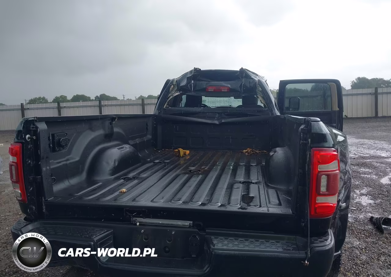 2020 Ram 3500 Tradesman 4X4 8' Box VIN:3C63RRGL7LG271233 - 11