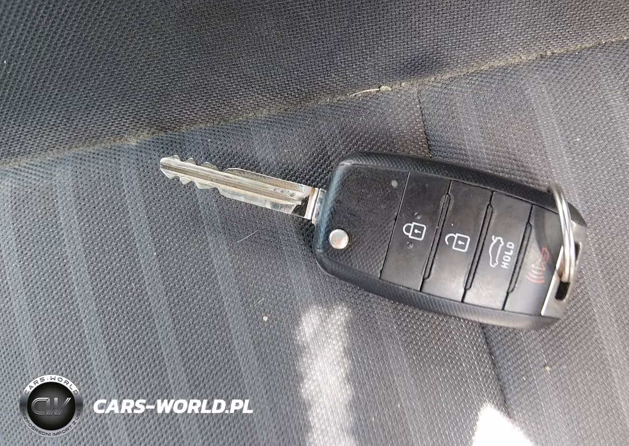 2017 Kia Forte S VIN:3KPFL4A72HE040619 - 11
