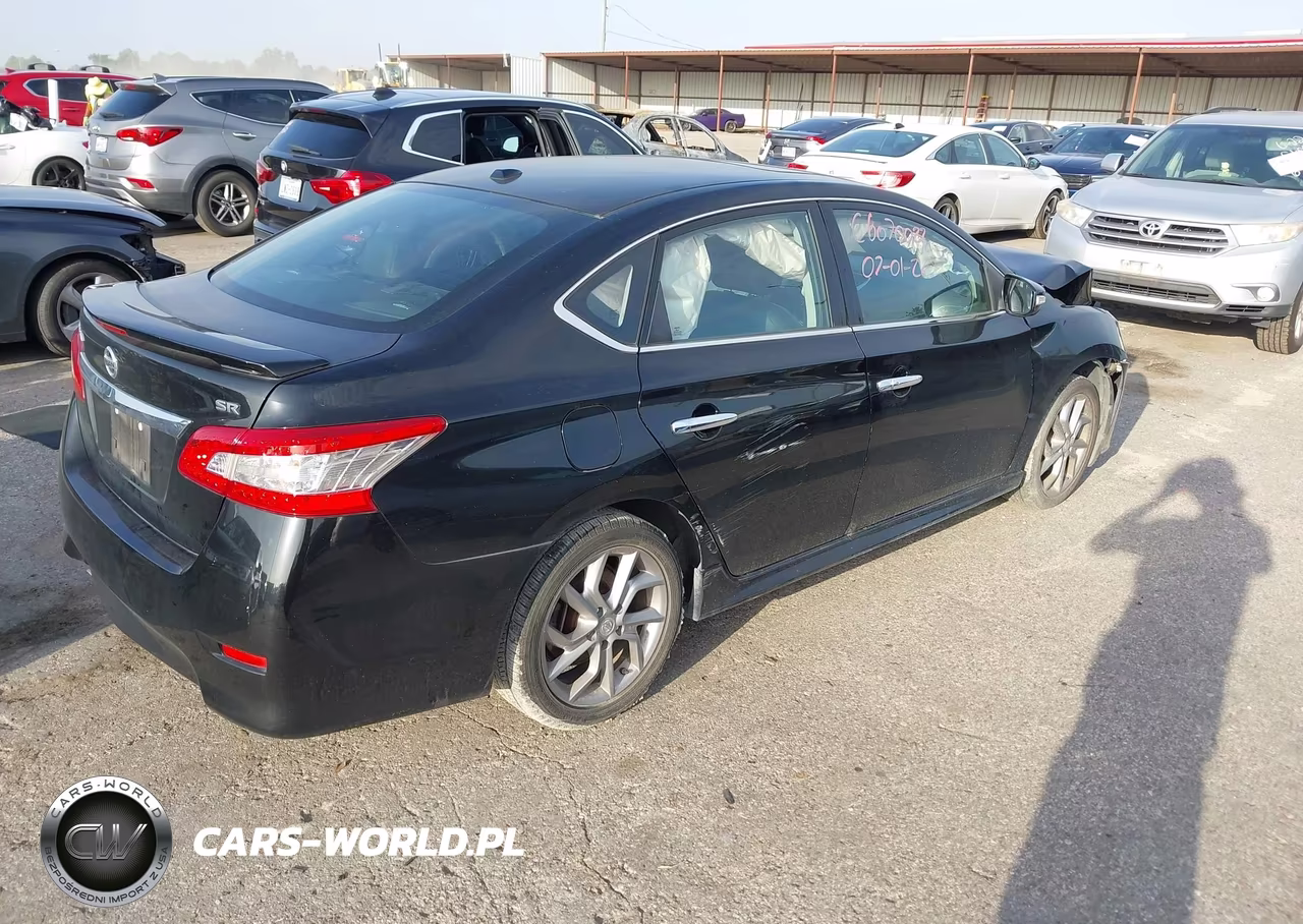 2015 Nissan Sentra Sr VIN:3N1AB7AP3FY291629 - 4