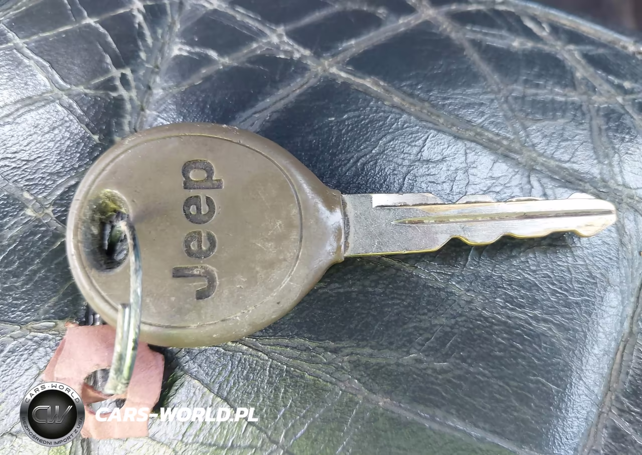 2003 Jeep Grand Cherokee Laredo VIN:1J4GW48S73C568205 - 11