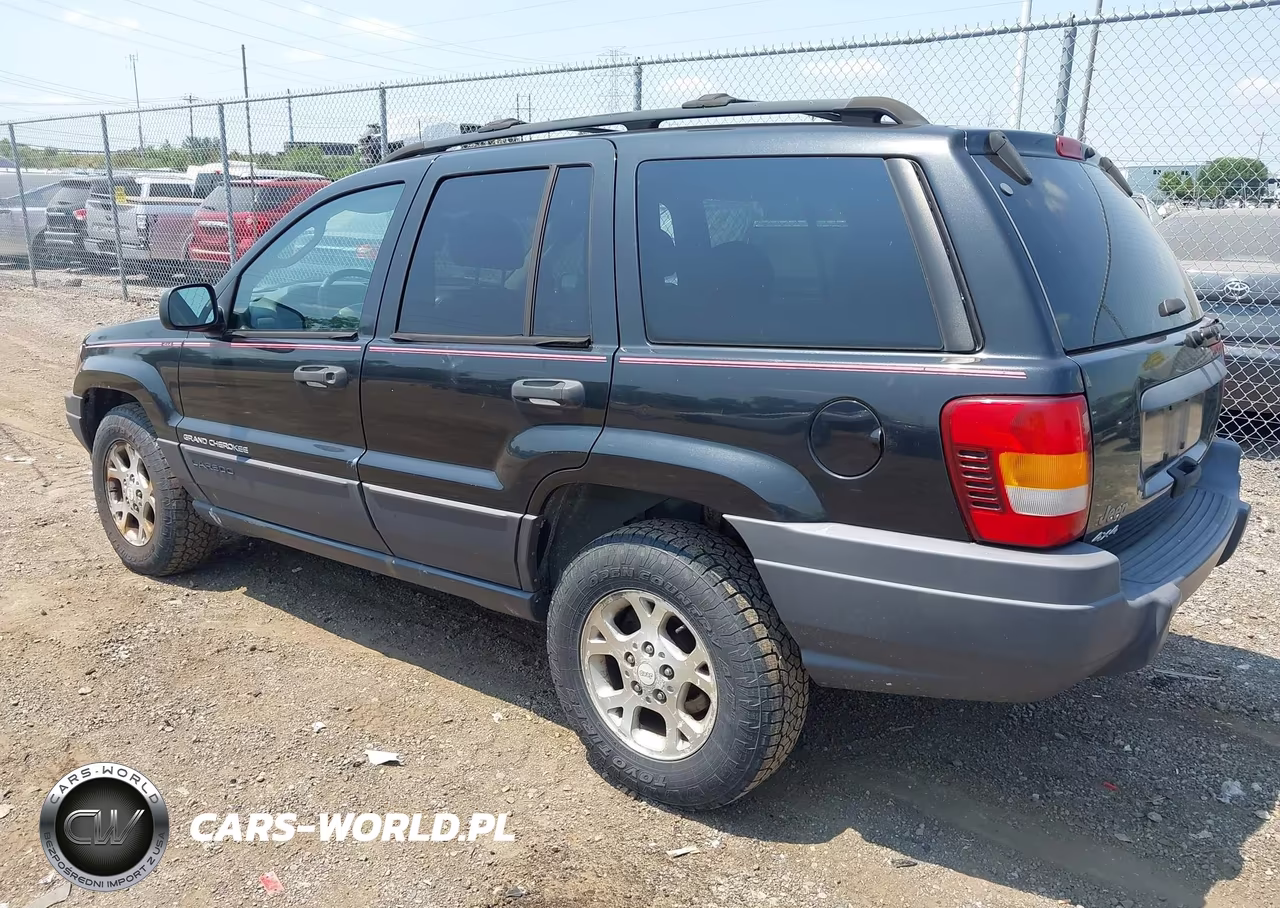 2003 Jeep Grand Cherokee Laredo VIN:1J4GW48S73C568205 - 3