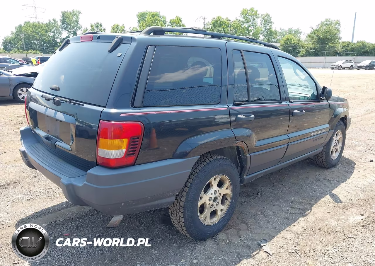2003 Jeep Grand Cherokee Laredo VIN:1J4GW48S73C568205 - 4