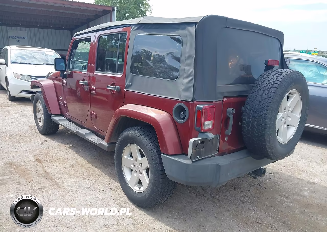 2007 Jeep Wrangler Unlimited Sahara VIN:1J4GB59197L181085 - 3