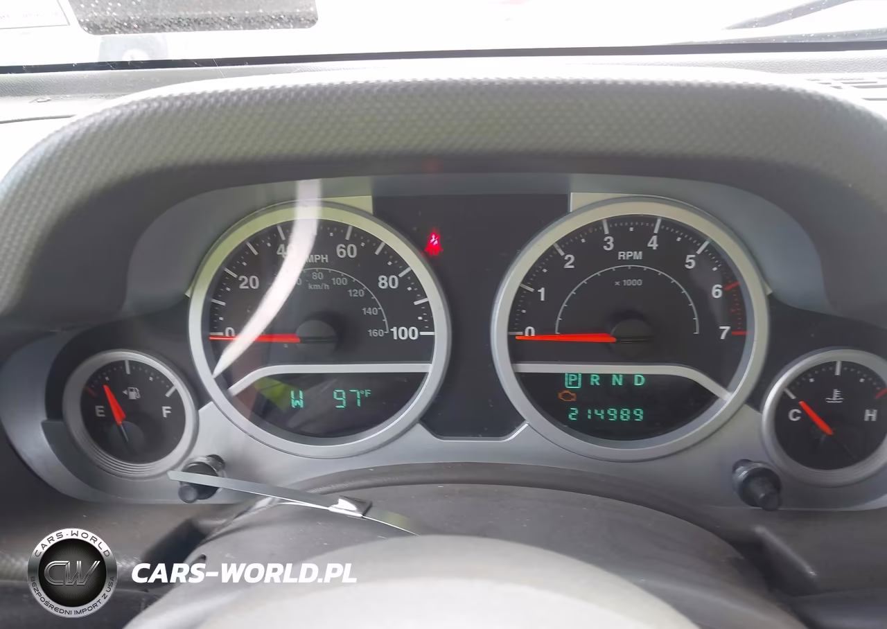 2007 Jeep Wrangler Unlimited Sahara VIN:1J4GB59197L181085 - 7