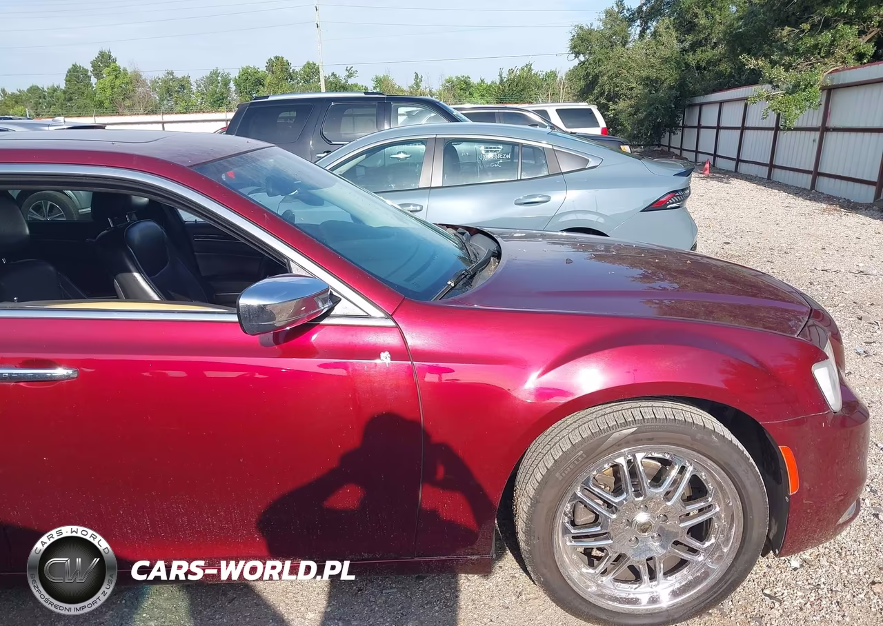 2017 Chrysler 300C VIN:2C3CCAEG8HH560019 - 13