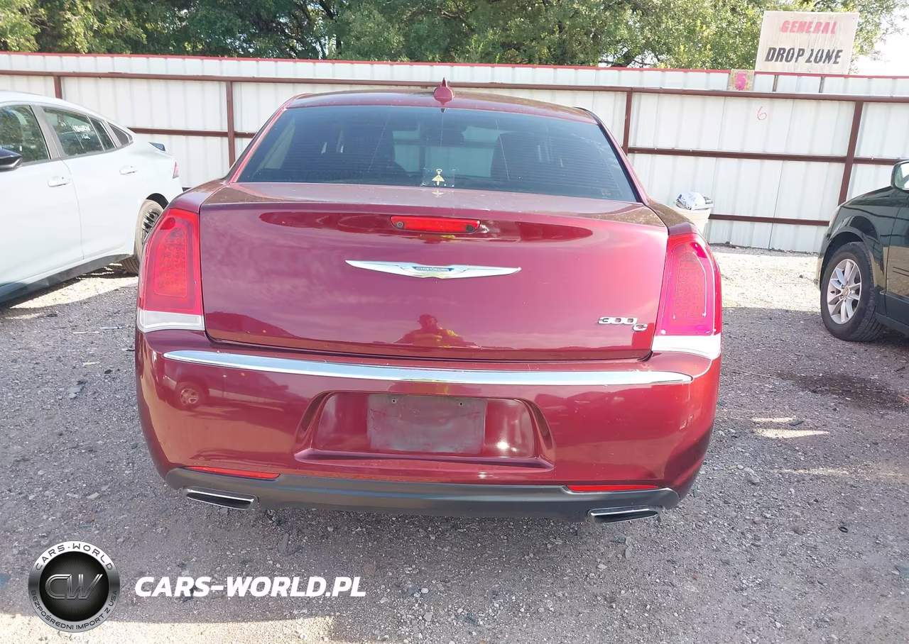 2017 Chrysler 300C VIN:2C3CCAEG8HH560019 - 16