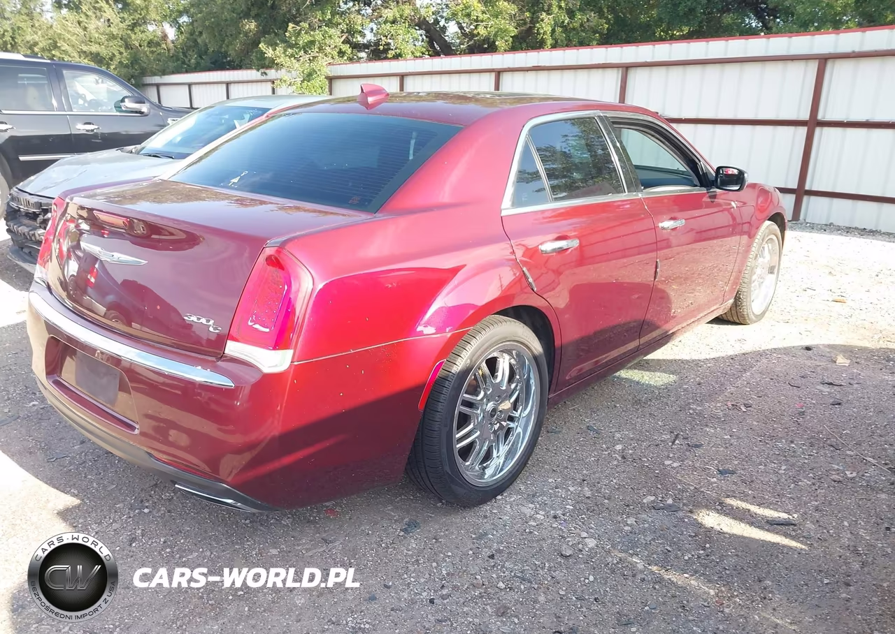 2017 Chrysler 300C VIN:2C3CCAEG8HH560019 - 4