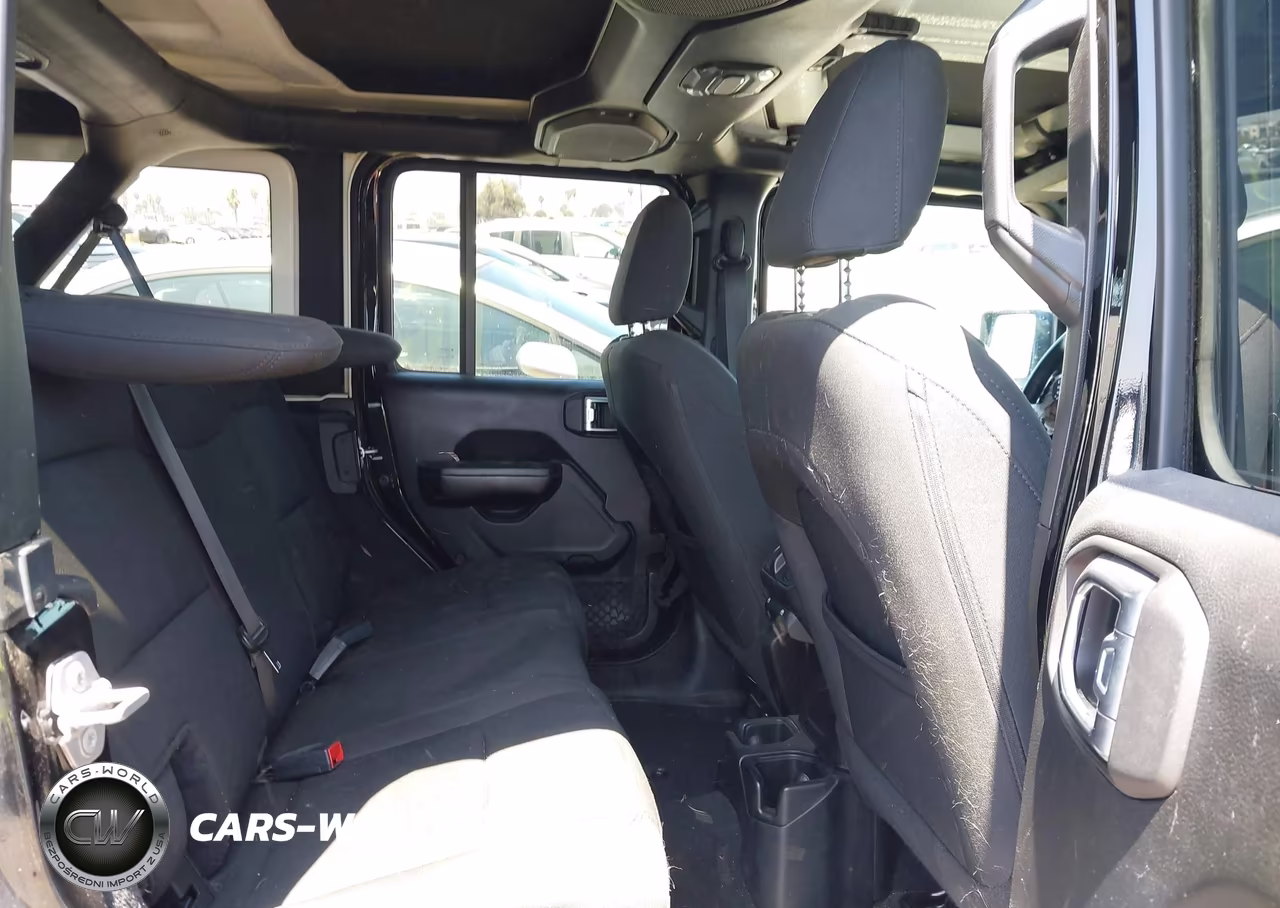 2019 Jeep Wrangler Unlimited Sport S 4X4 VIN:1C4HJXDNXKW622524 - 8