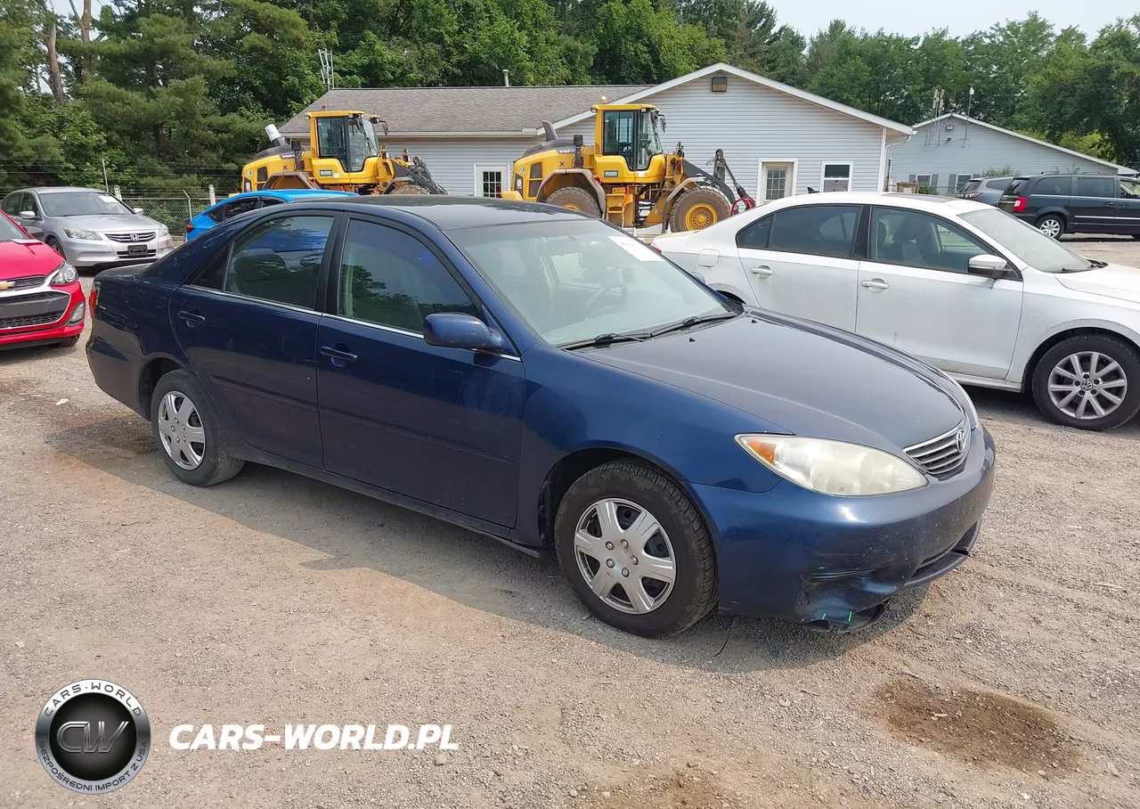 2006 Toyota Camry Le – zdjęcie 1 z 15