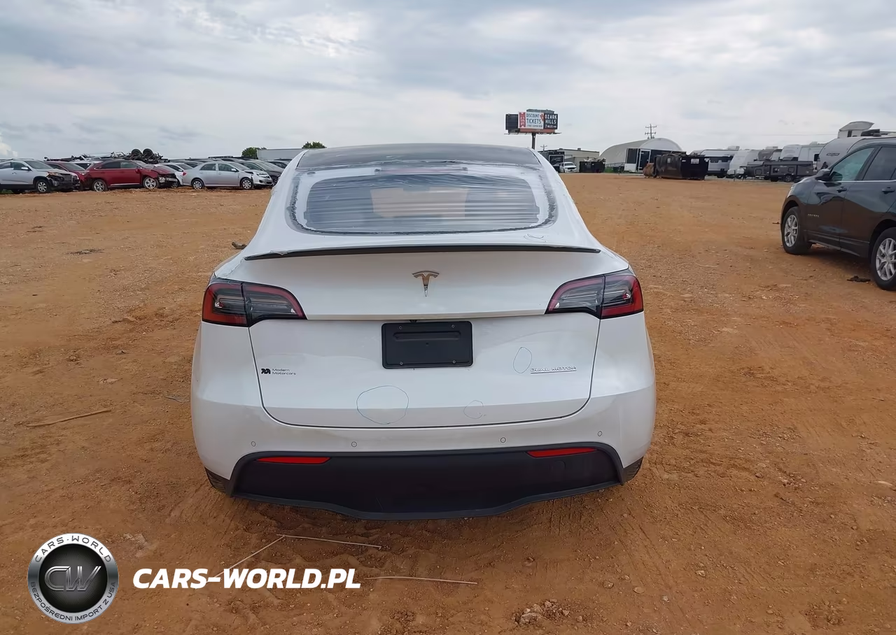 2021 Tesla Model Y Performance Dual Motor All-Wheel Drive VIN:5YJYGDEF4MF230179 - 16