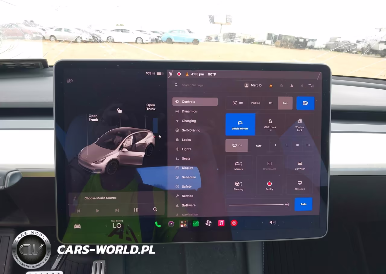 2021 Tesla Model Y Performance Dual Motor All-Wheel Drive VIN:5YJYGDEF4MF230179 - 18