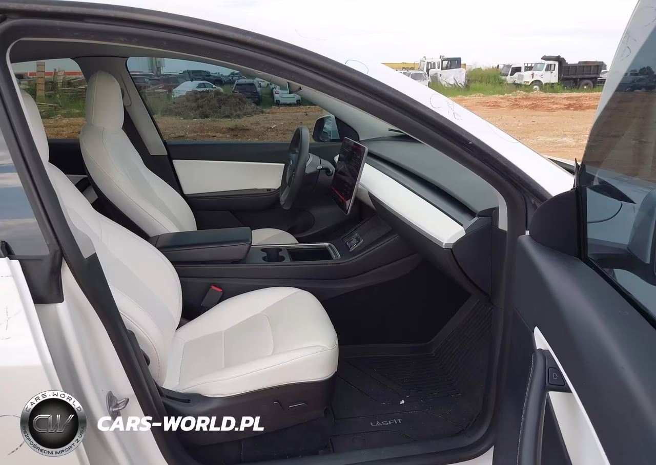 2021 Tesla Model Y Performance Dual Motor All-Wheel Drive VIN:5YJYGDEF4MF230179 - 5
