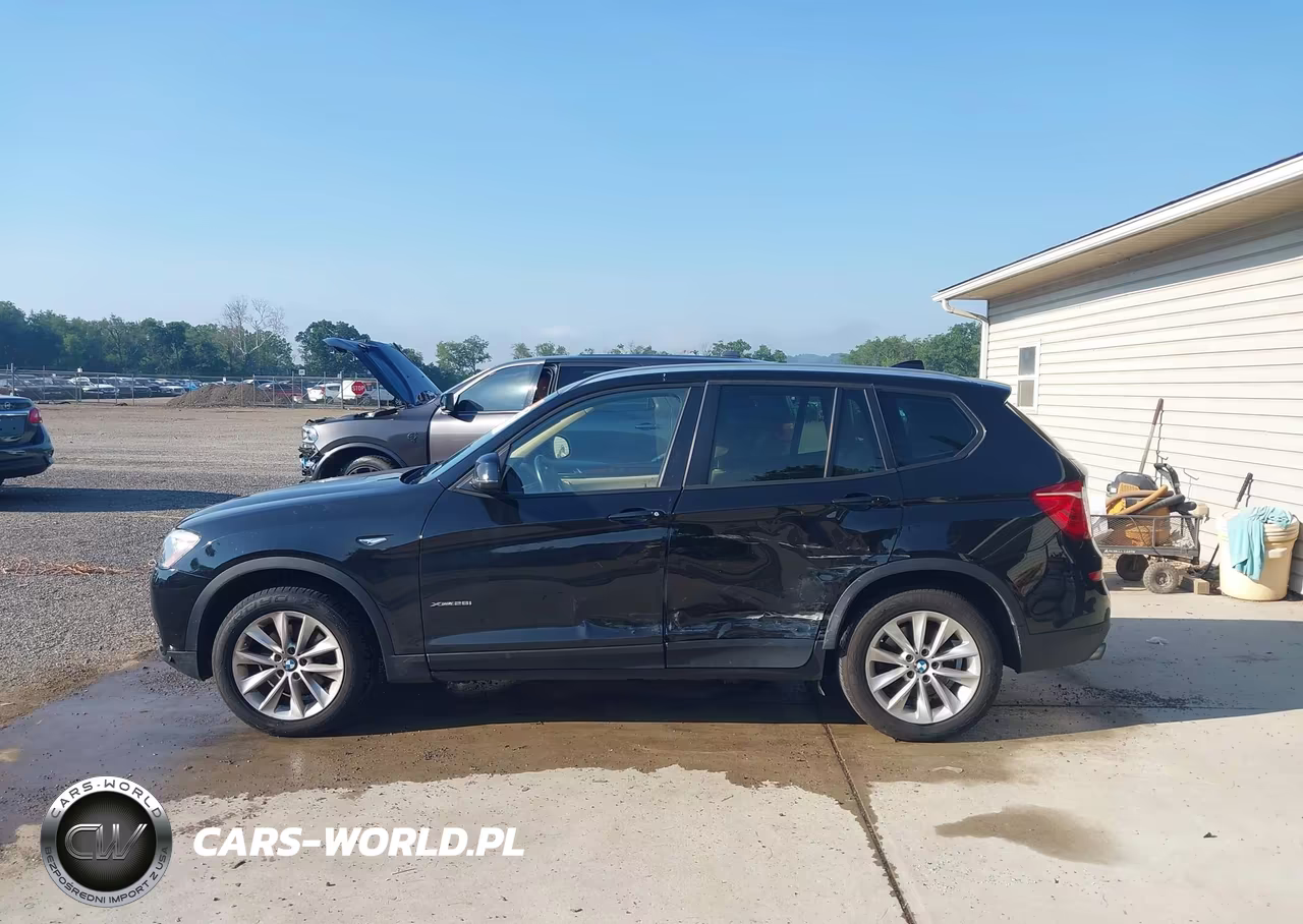 2017 BMW X3 xDrive28I VIN:5UXWX9C5XH0T04531 - 14