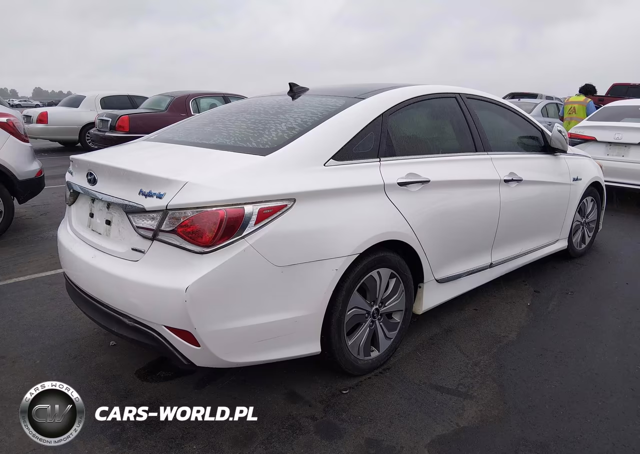 2015 Hyundai Sonata Hybrid Limited VIN:KMHEC4A48FA126157 - 4