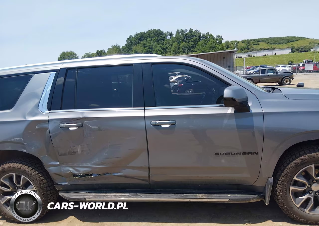 2021 Chevrolet Suburban 4Wd Lt VIN:1GNSKCKT9MR441291 - 13