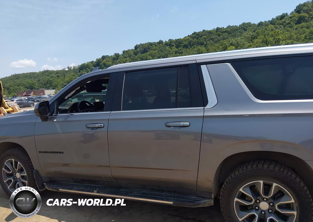 2021 Chevrolet Suburban 4Wd Lt VIN:1GNSKCKT9MR441291 - 14