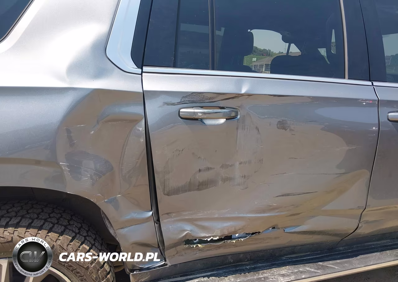 2021 Chevrolet Suburban 4Wd Lt VIN:1GNSKCKT9MR441291 - 6