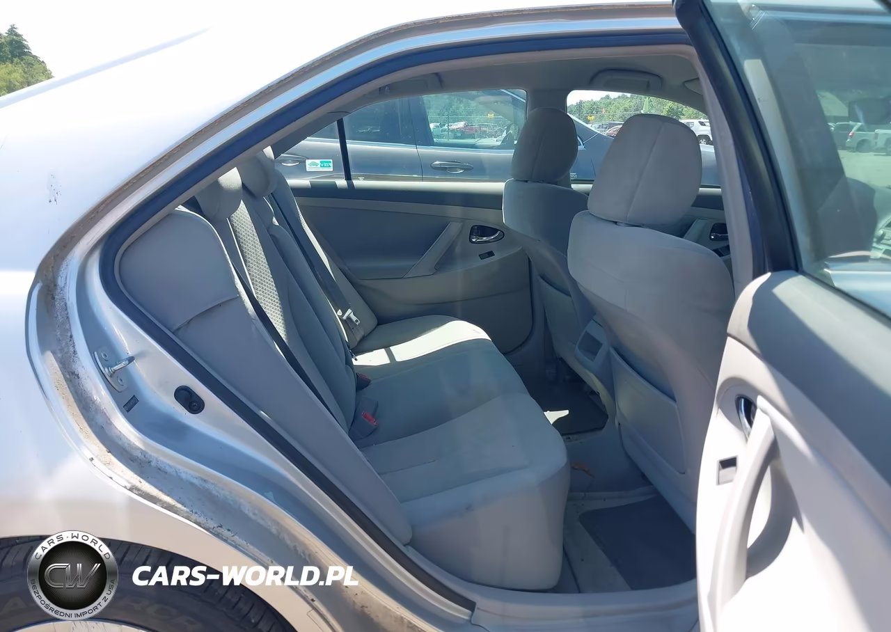 2009 Toyota Camry Le VIN:4T4BE46K19R107267 - 8
