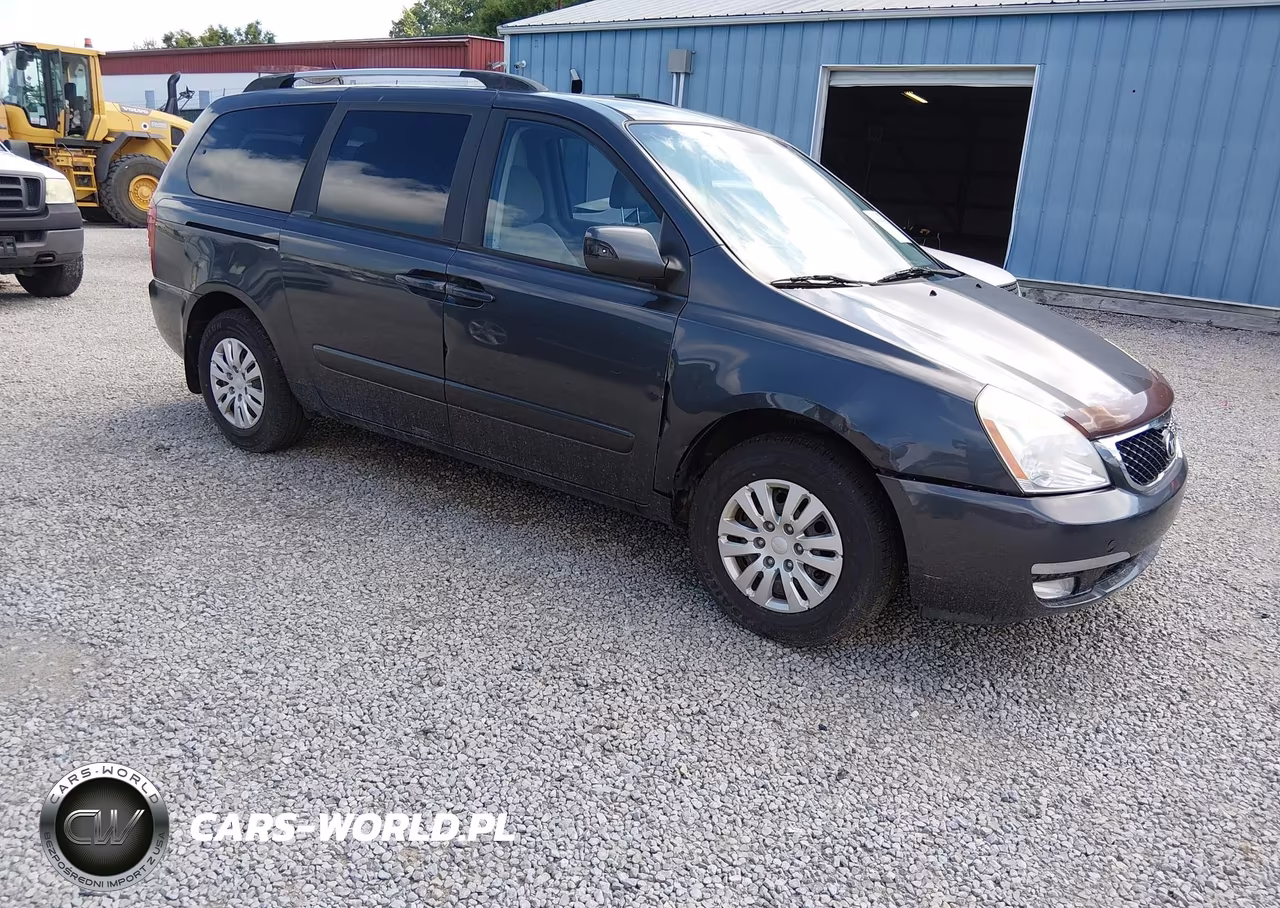 2014 Kia Sedona Lx