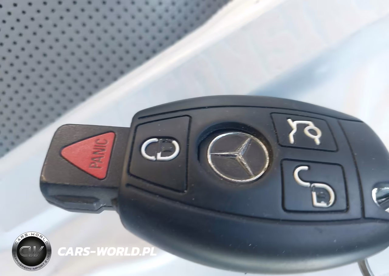 2012 Mercedes-Benz Cls 550 VIN:WDDLJ7DB3CA040740 - 11