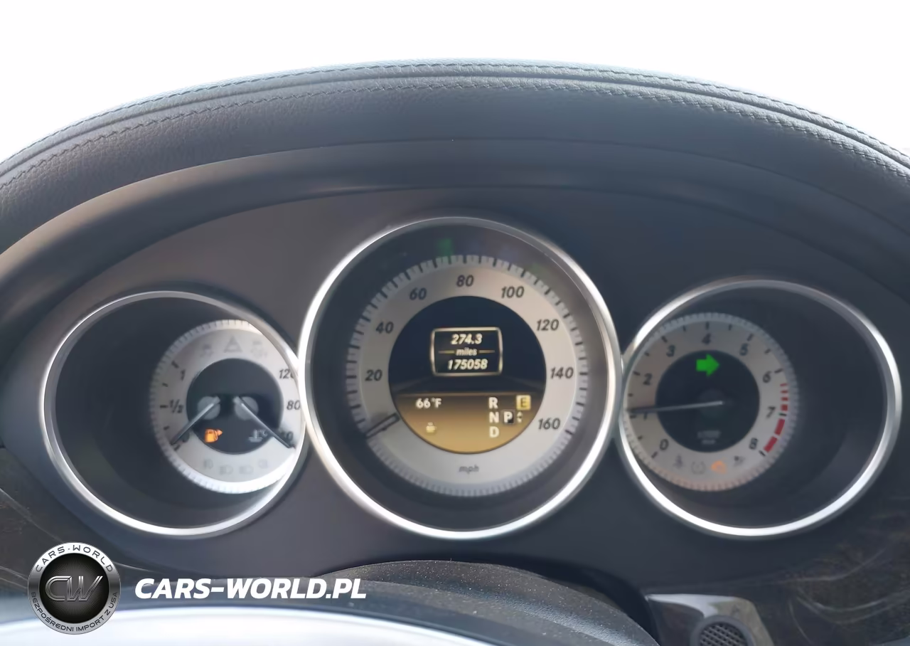 2012 Mercedes-Benz Cls 550 VIN:WDDLJ7DB3CA040740 - 7