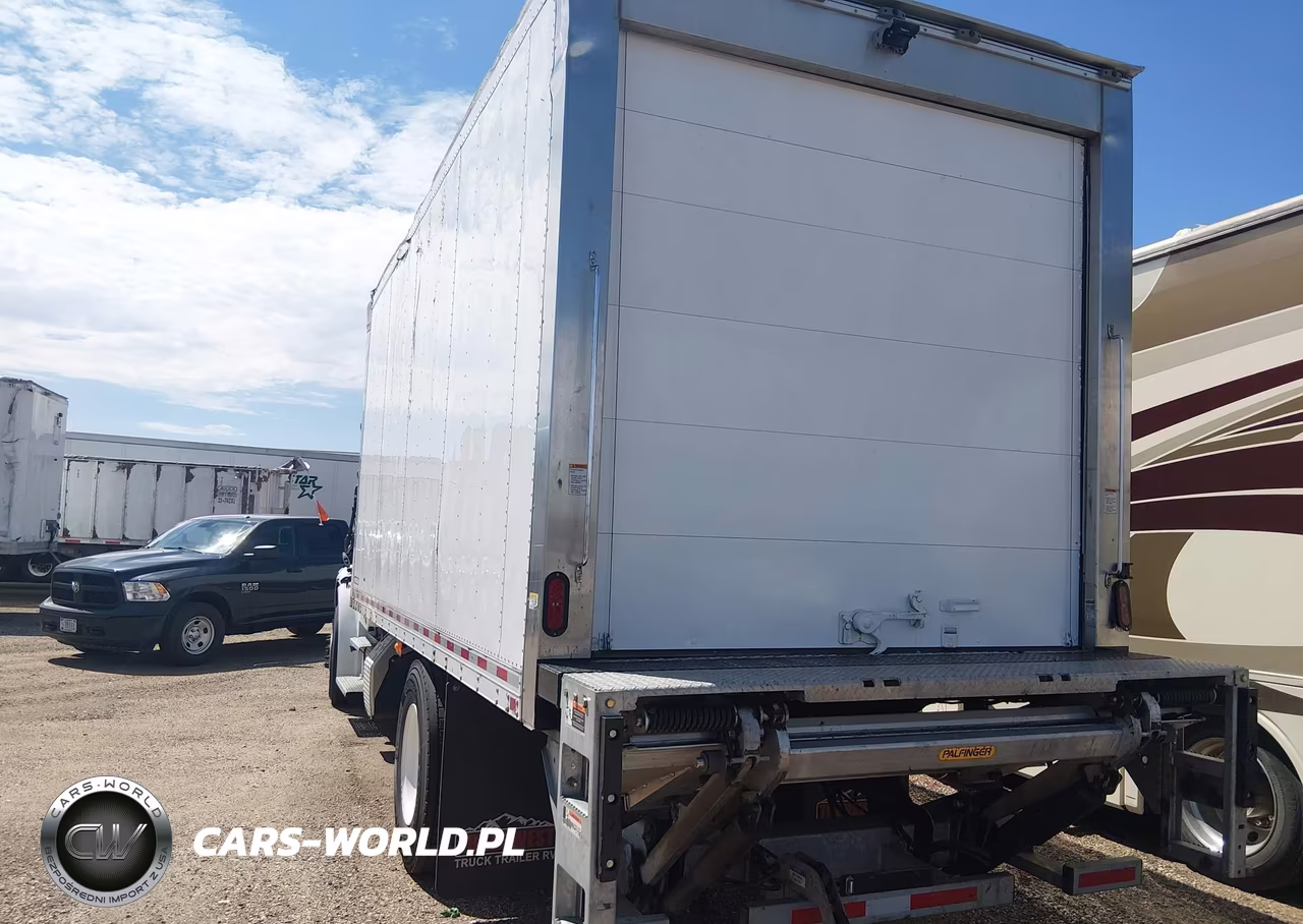 2025 Freightliner M2 106 VIN:3ALACWFC8SDVN6961 - 3