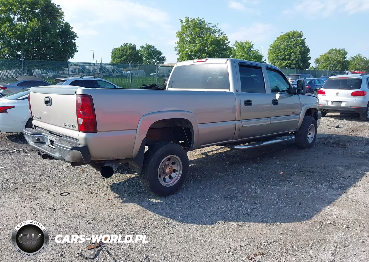 2003 Chevrolet Silverado 2500Hd Lt VIN:1GCHK23113F107685 - 4