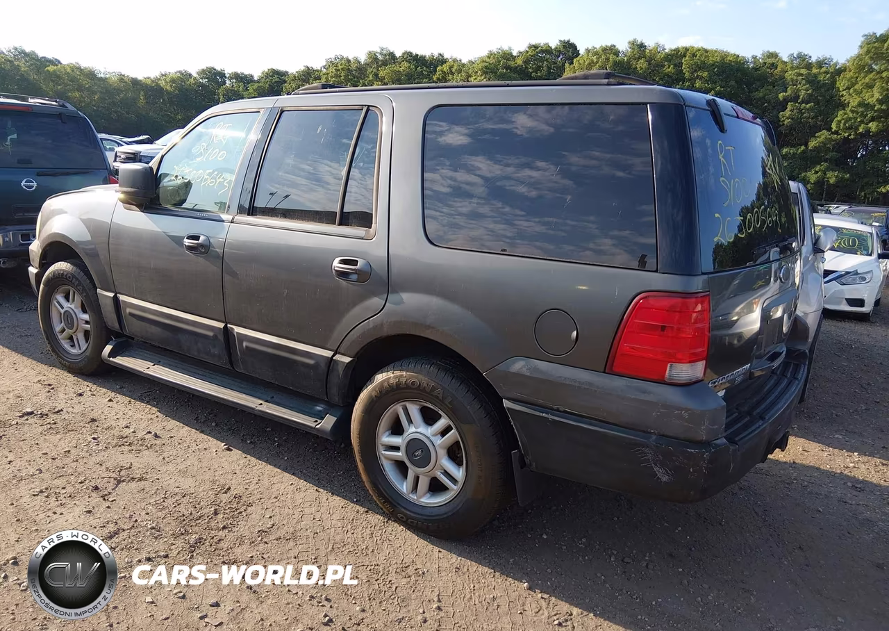 2003 Ford Expedition Xlt VIN:1FMPU16L53LA46867 - 3