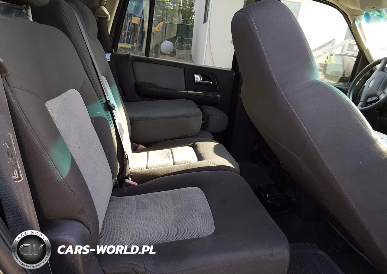 2003 Ford Expedition Xlt VIN:1FMPU16L53LA46867 - 8