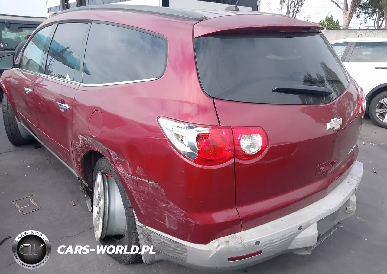 2010 Chevrolet Traverse Lt VIN:1GNLRFEDXAS135243 - 3