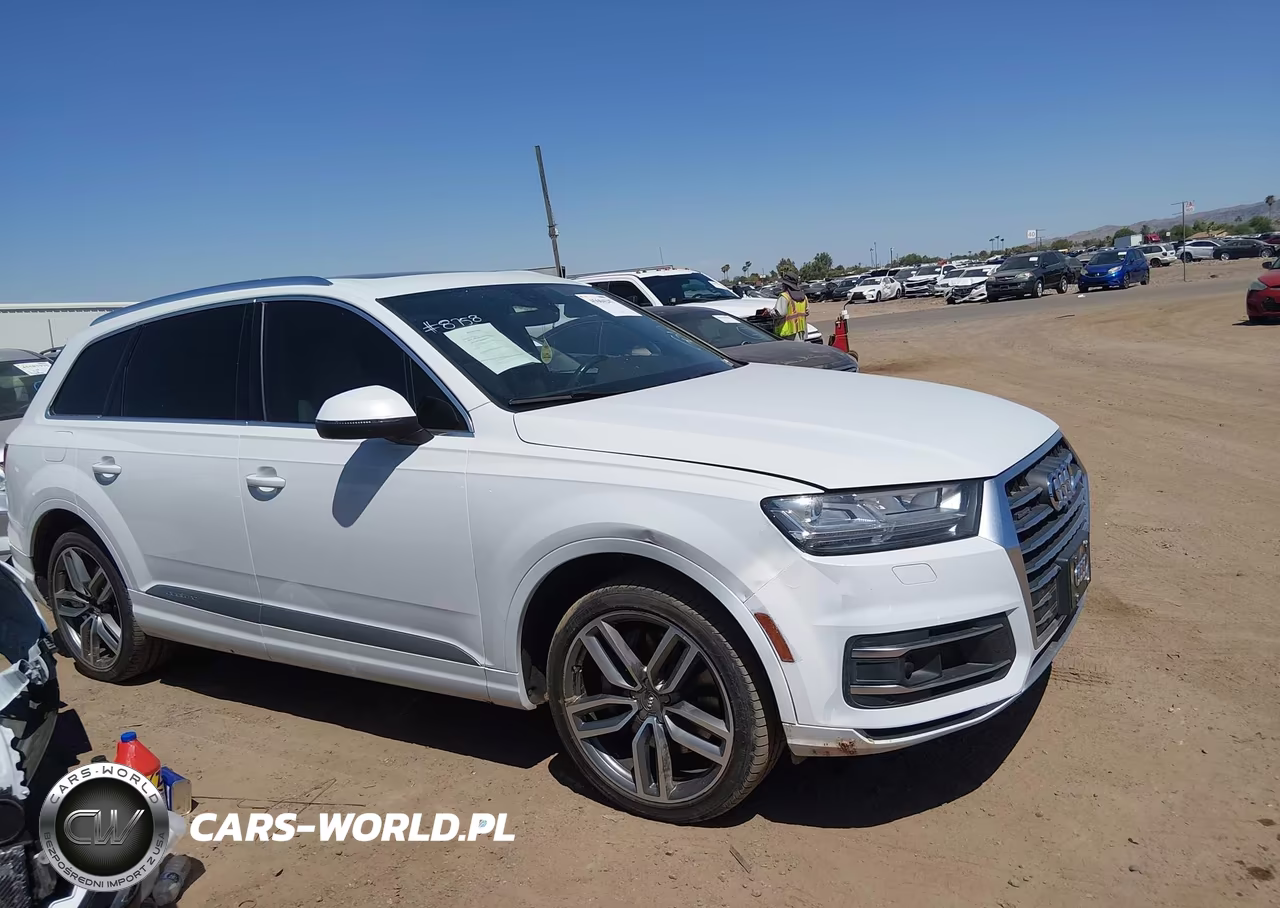 2017 Audi Q7 3.0T Premium VIN:WA1VAAF72HD027812 - 13
