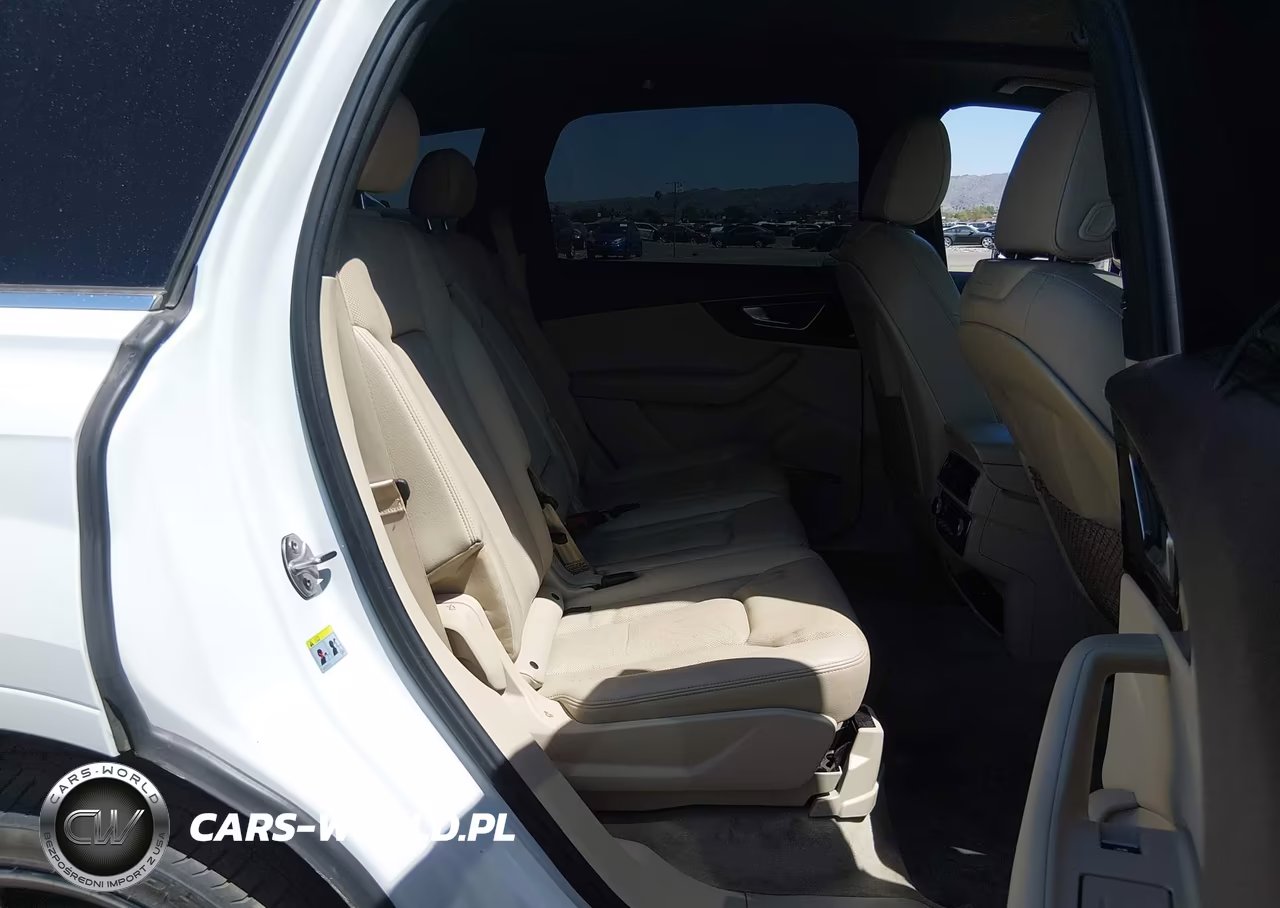 2017 Audi Q7 3.0T Premium VIN:WA1VAAF72HD027812 - 8
