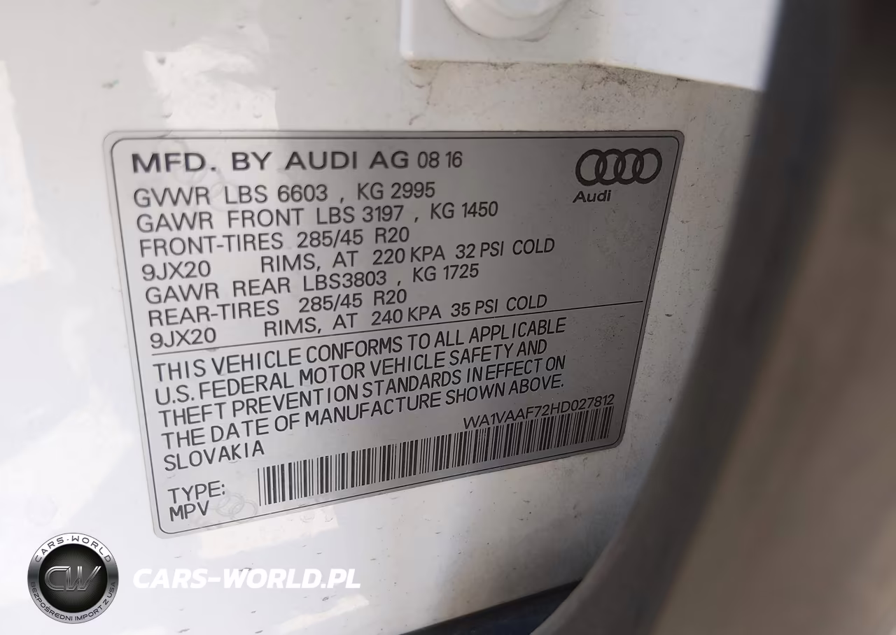 2017 Audi Q7 3.0T Premium VIN:WA1VAAF72HD027812 - 9