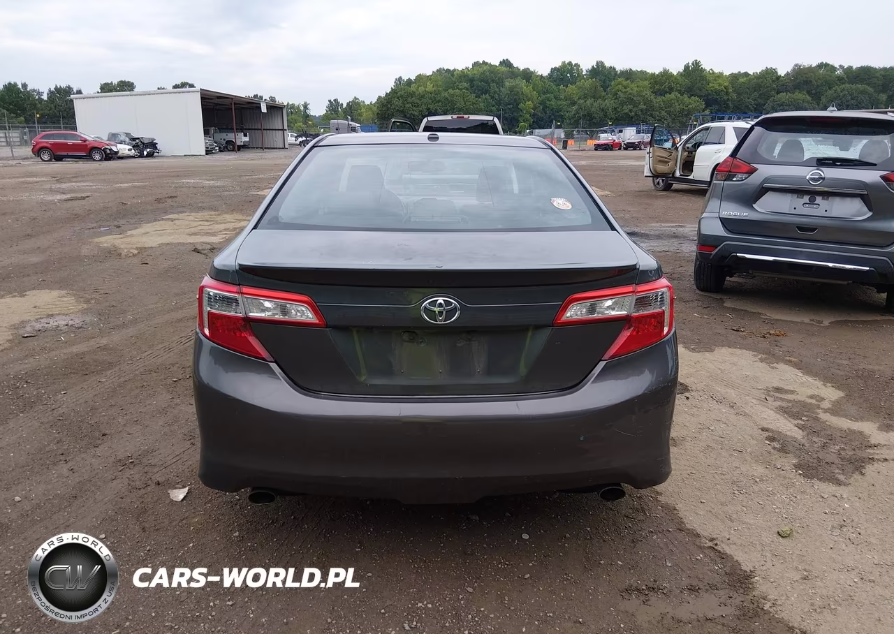2013 Toyota Camry Se V6 VIN:4T1BK1FKXDU527264 - 16