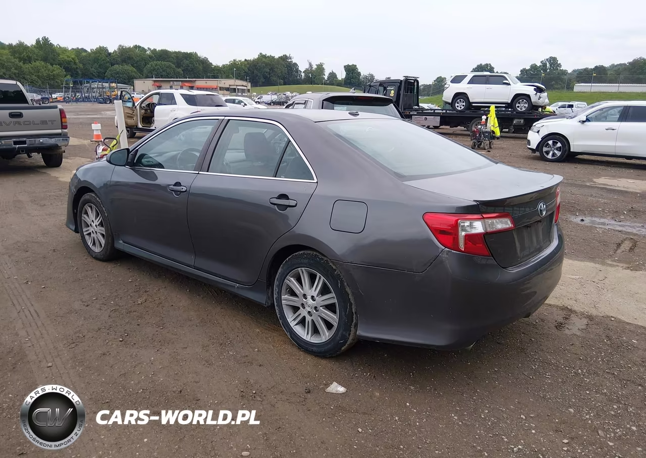 2013 Toyota Camry Se V6 VIN:4T1BK1FKXDU527264 - 3