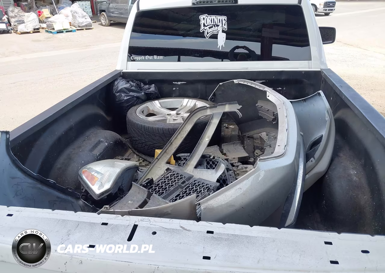 2013 Ram 1500 Tradesman VIN:3C6JR6AP0DG552695 - 12