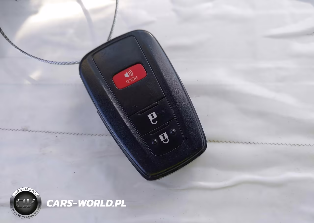 2017 Toyota Prius Two VIN:JTDKBRFU1H3039840 - 11