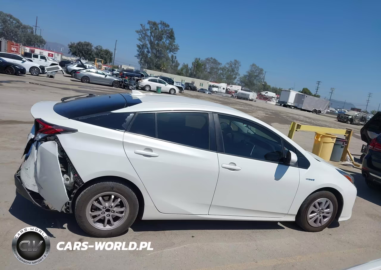 2017 Toyota Prius Two VIN:JTDKBRFU1H3039840 - 14
